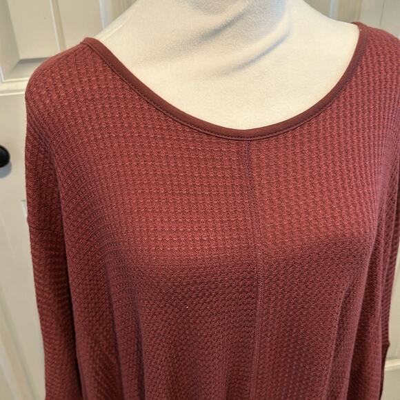 KyeMi Small Burgundy Batwing Waffle Knit Sweater Top NWOT - Picture 2 of 12